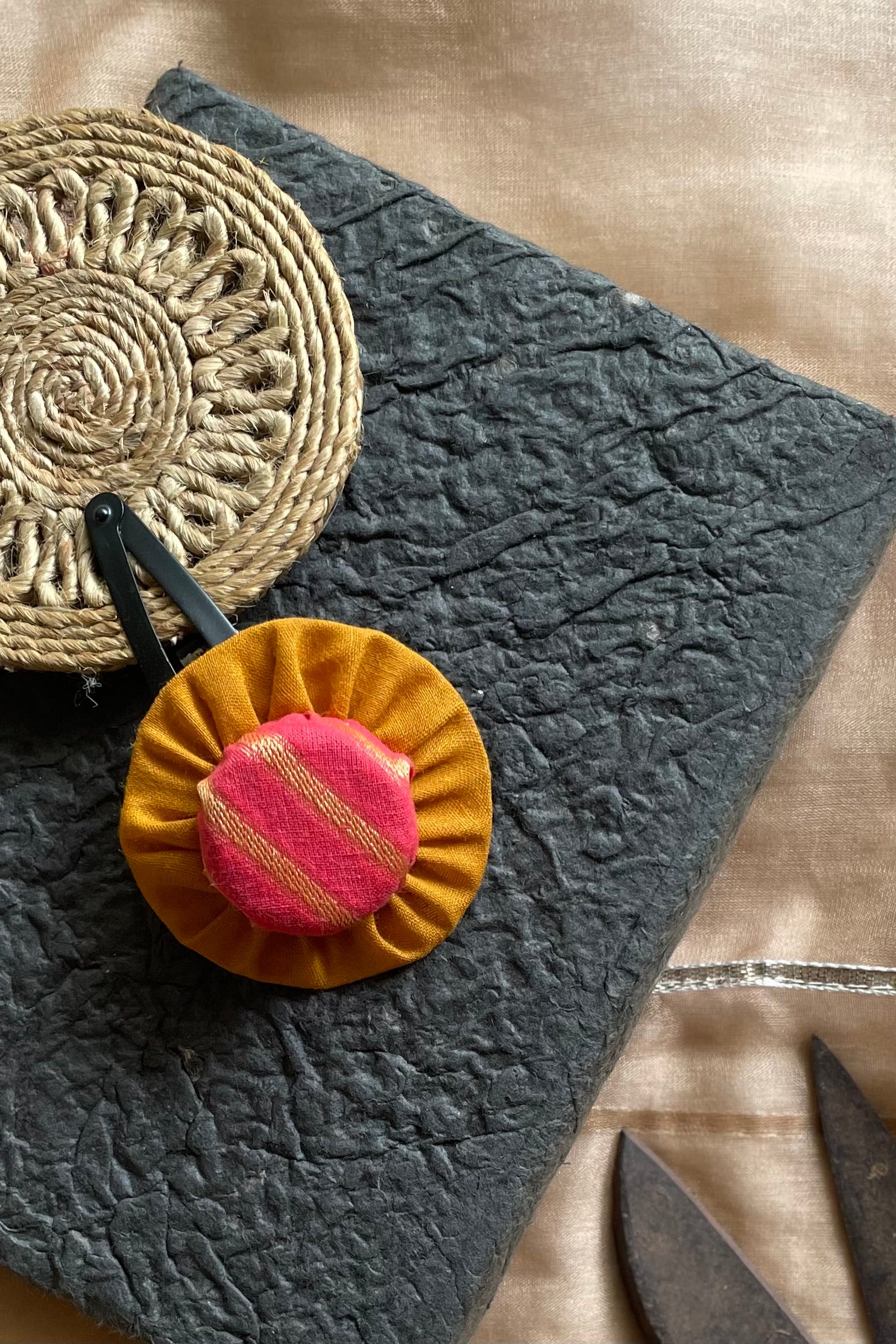 Flirty Saturn Planetary Hair Clip