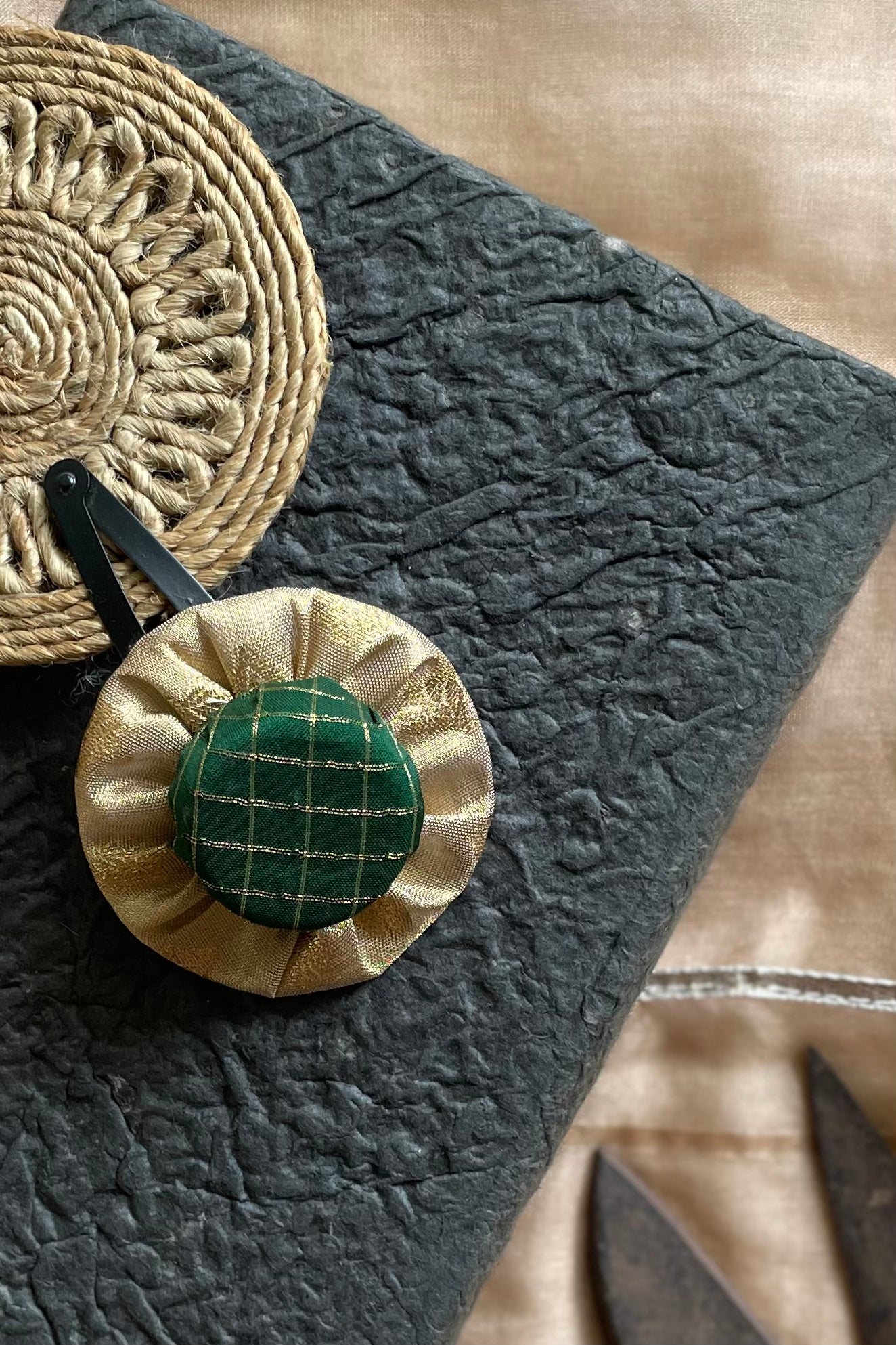 Gossipy Saturn Planetary Hair Clip